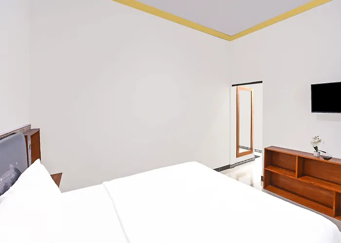 Hotel O Antara 2*